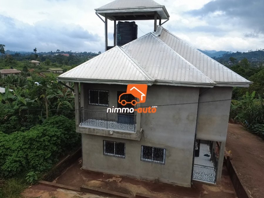 MAGNIFIUE DUPLEX   A VENDRE A NKOLBISSON
