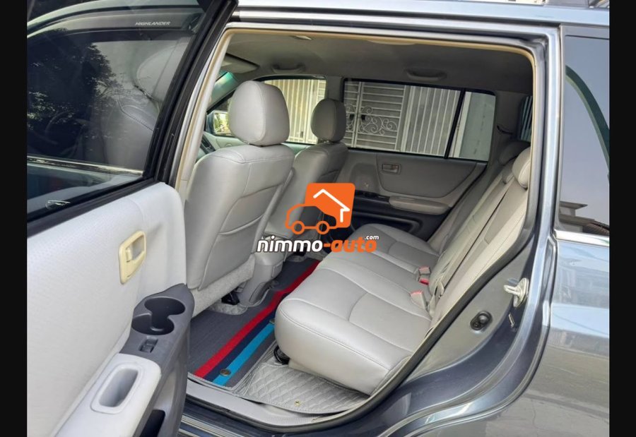 TOYOTA HIGHLANDER 2004 — AUTOMATIQUE