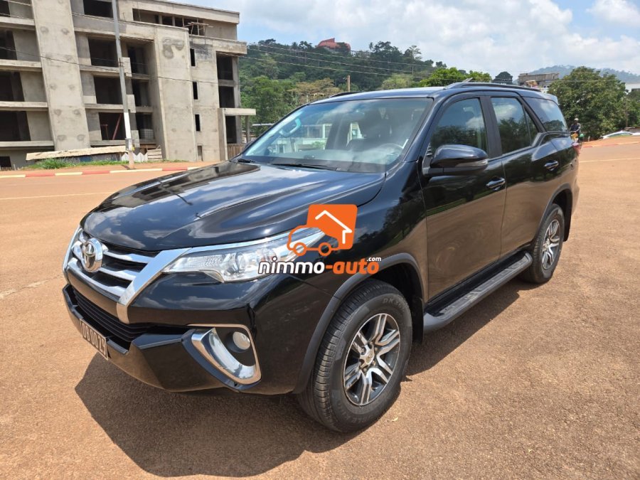 MAGNIFIQUE TOYOTA FORTUNER A LOUER A YAOUNDE