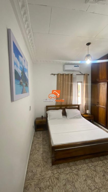 MAGNIFIQUE APPARTEMENT MEUBLE A LOUER A  LA POSTE CENTRALE YAOUNDE