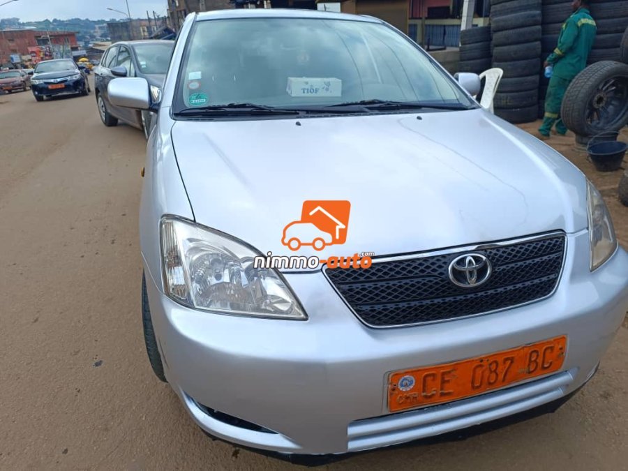 TRES BELLE TOYOTA COROLLA 115 A LOUER A YAOUNDE