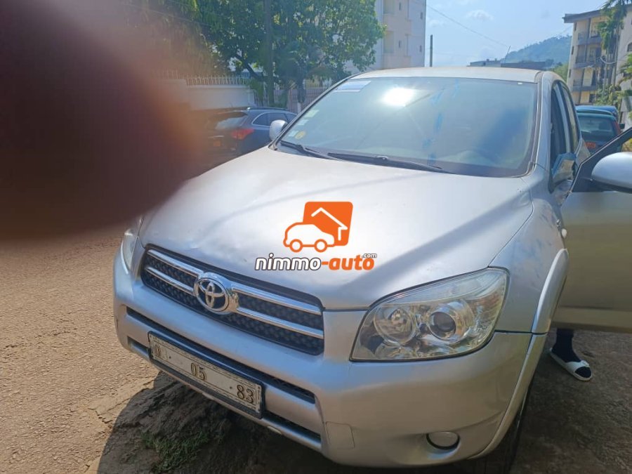 MAGNIFIQUE RAV 4 A LOUER A YAOUNDE