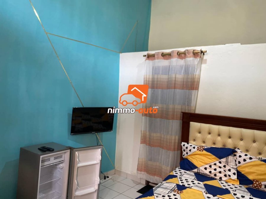 TRES BELLE CHAMBRE MEUBLEE A LOUER A EFOULAN YAOUNDE