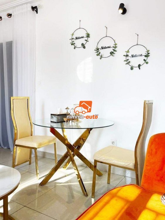 Joli Studio meublé à louer à Douala Youpwe
