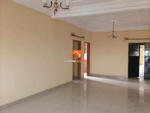 Appartement à louer à Makepe