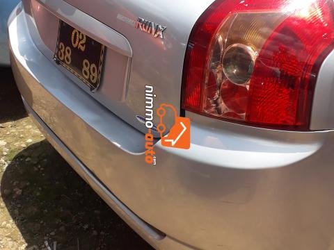 Toyota runx Automatique