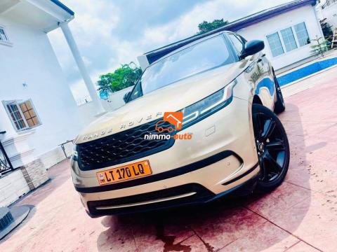 Range Rover velar à louer dans la ville de Douala