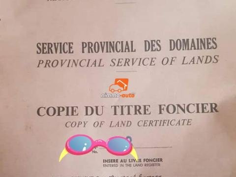 Terrain commercial très bien placé à vendre en plein centre ville