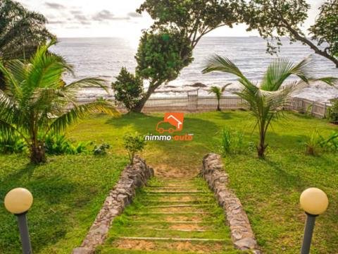 Magnifique appartement avec piscine et accès à la mer à louer à Kribi Ebome