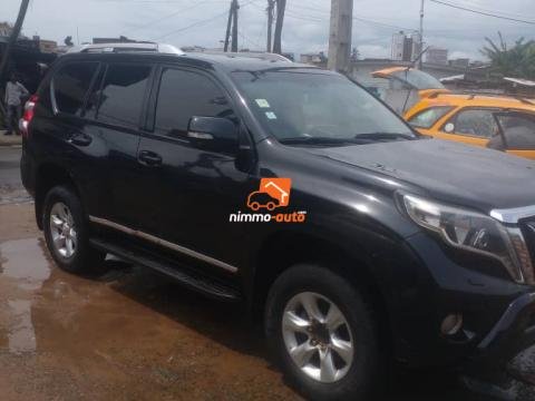 Prado TX 7 places à louer