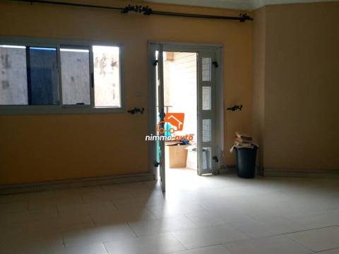 Appartement moderne bon standing à louer à Ngousso