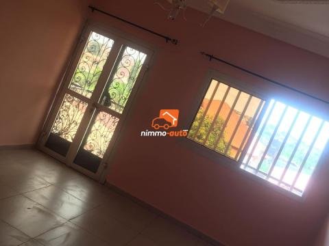 Appartement spacieux et moderne à louer à Odza Messamendongo