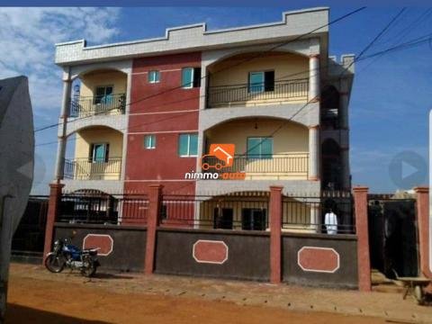 A louer à Ekoumdoum