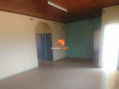 Appartement à louer à Rue Damas