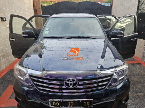 Toyota fortuner 2016