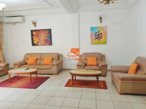 Appartement meublé à louer à Bastos