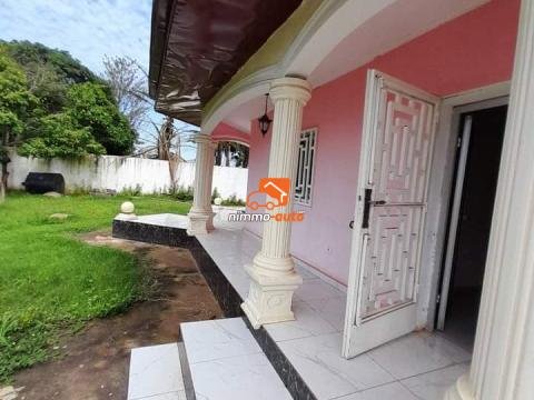 Villa spatieuse à louer à Tsinga village