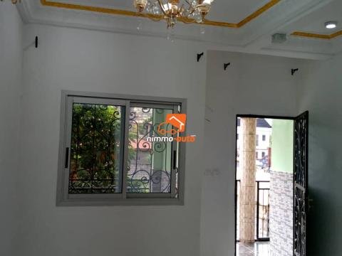 Appartement très bon standing à louer au quartier Emana