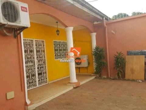 Très belle villa à louer à Biyemassi