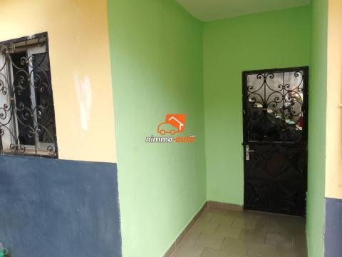 Studio ultra moderne à louer à Simbock (Mbalgong)