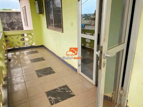 Très grande villa à louer à Damas entrée Kameni