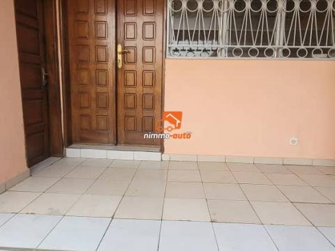 Appartement moderne à louer à Obili Carrefour Kameni