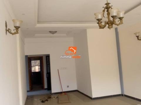 Appartement très bon standing à louer à Camtel Bepanda