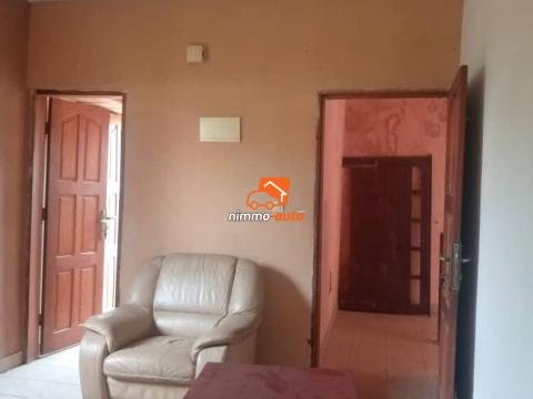 Studio avec coin cuisine à louer à PK10