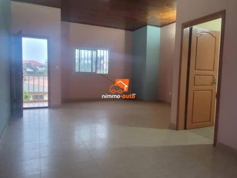 Très grand appartement moderne à louer à Damas entrée Kameni