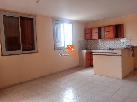 Appartement bien propre à louer à Total Logbaba