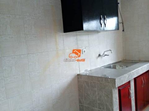 Immeuble nouvellement construit avec plusieurs appartements très chic à louer