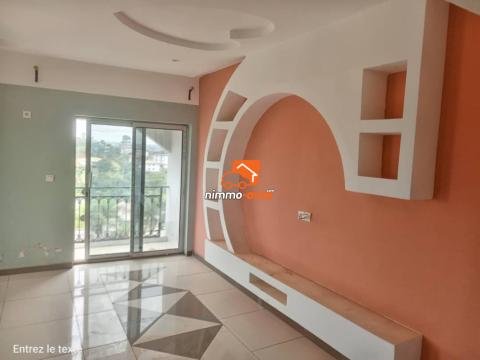 Plusieurs appartements modernes à louer à Odza petit marché