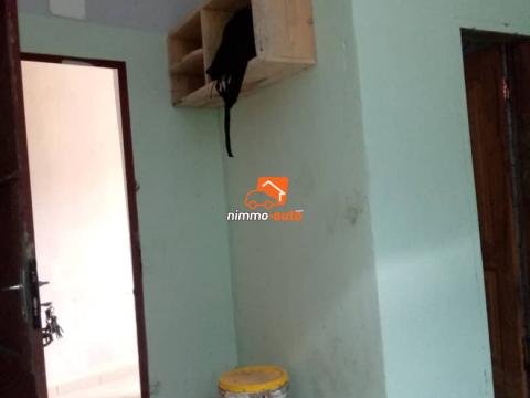 Plusieurs chambres 2pièces à louer à fin goudron ancien dépôt de planches