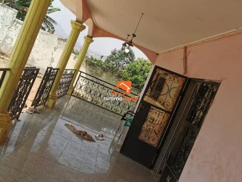 Duplex haut standing à vendre à Tsinga village