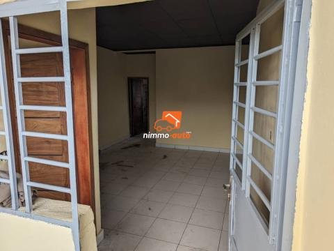 Plusieurs chambres et studios nouvellement construits à Odza