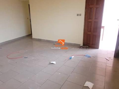 Appartement moderne à louer à Biyemassi lac