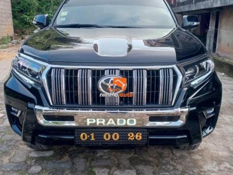 LOCATION LAND CRUISER