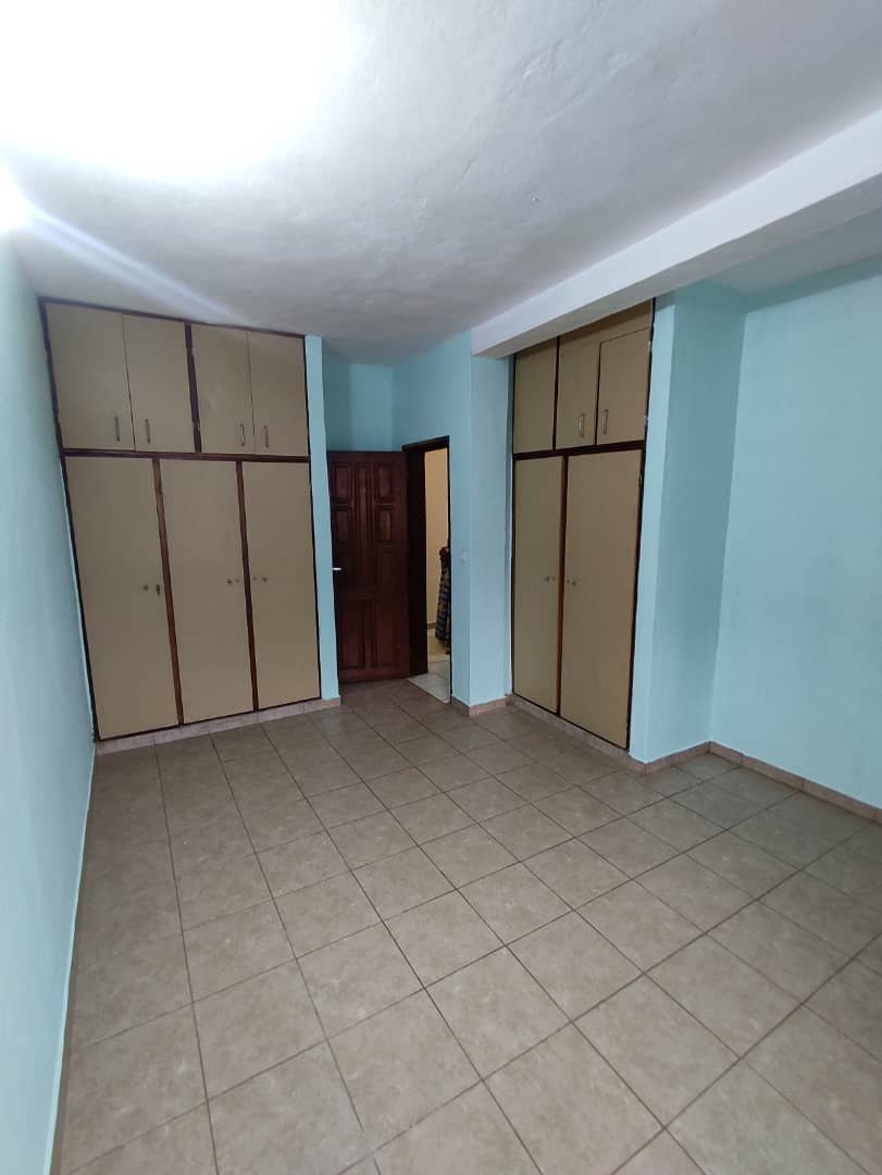 Appartement individuel à louer à Nsimeyong