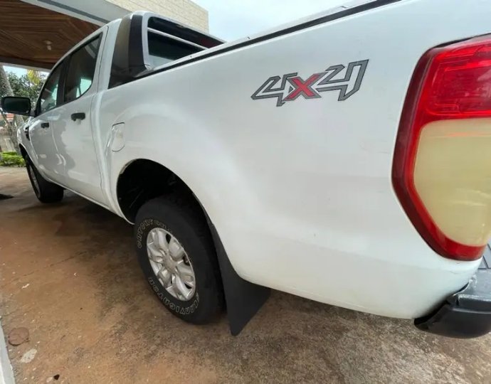 Pick-up Ford ranger à louer