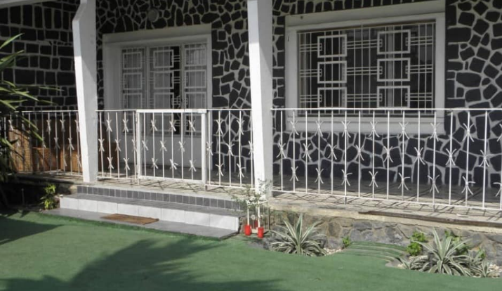 Villa meublée à louer à Douala Deido