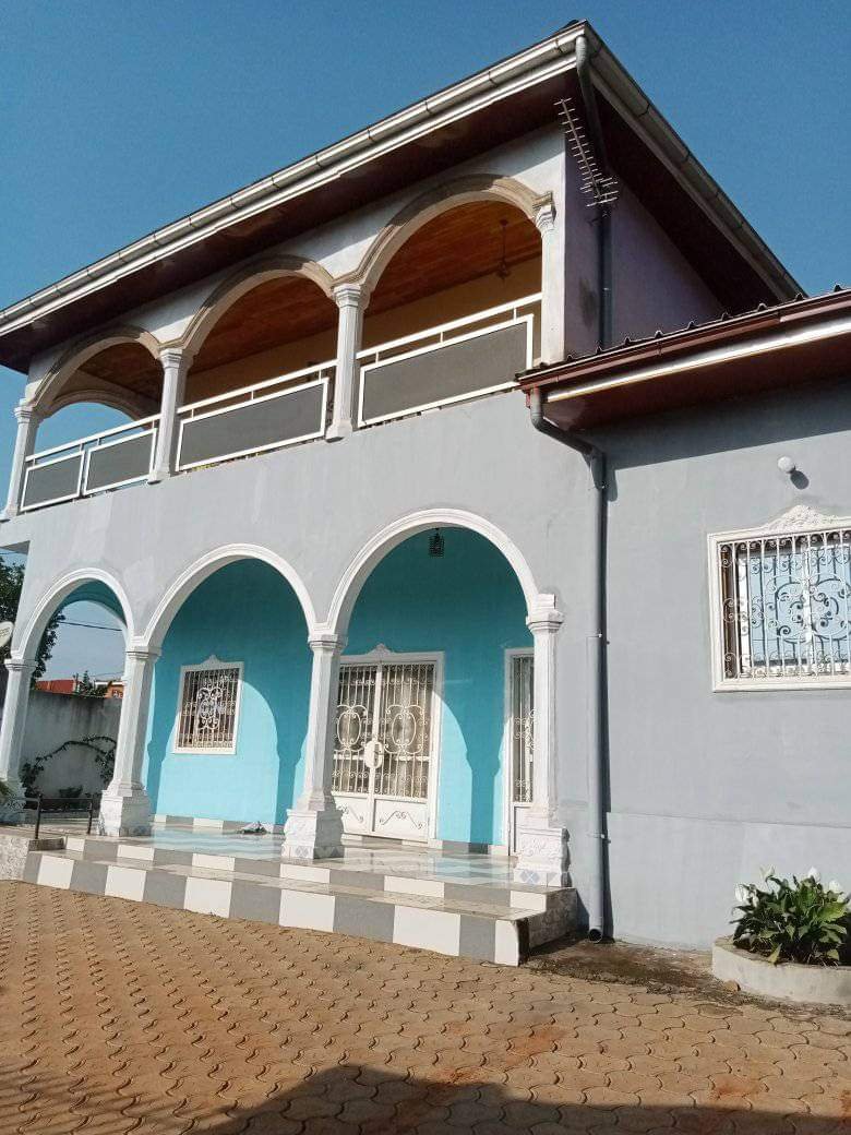 Duplex à louer à Tsinga Village
