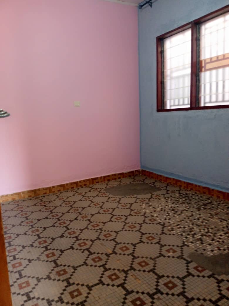 Appartement moderne à louer à Biyemassi